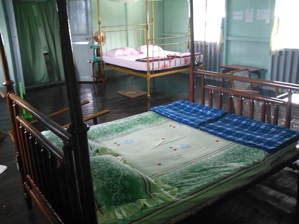 Maulmyine Breeze Guest House מראה חיצוני תמונה