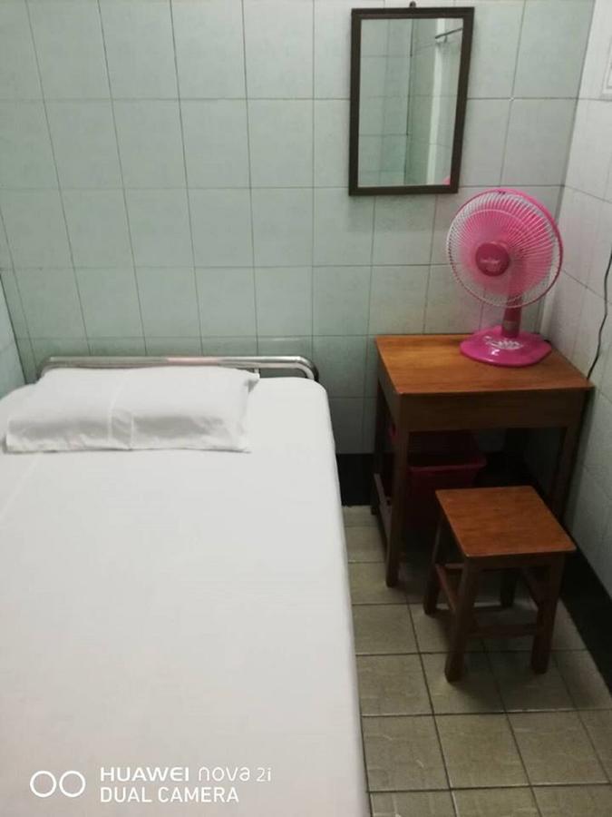 Maulmyine Breeze Guest House מראה חיצוני תמונה